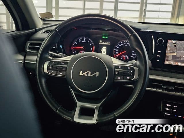 Kia K5 3세대 Trendy, 2023 8