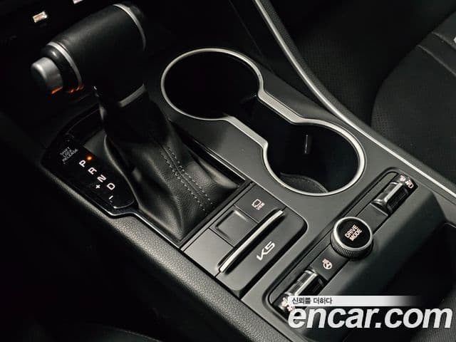 Kia K5 3세대 Trendy, 2023 11