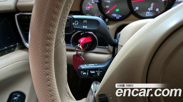 Porsche Panamera 970, 2014 16