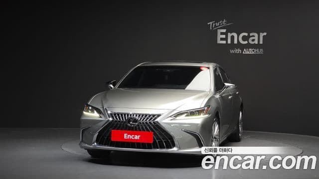 Lexus ES300h 7세대 Luxury Plus, 2023 3