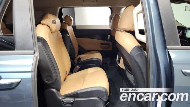 Kia Carnival 4세대 Prestige, 2022 12