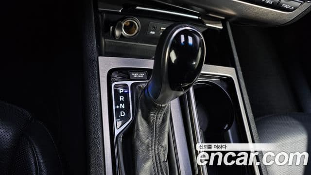 Hyundai Genesis DH G330 Premium AWD, 2016 9