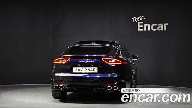 Kia 스팅어 Platinum, 2019 4