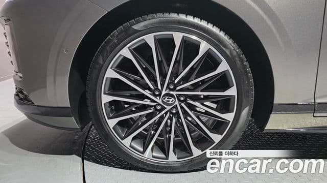 Hyundai Grandeur гибрид (GN7) Calligraphy, 2024 все фото