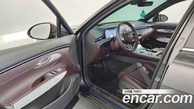 Genesis GV70, 2025 10