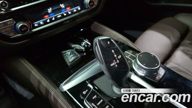 BMW 5시리즈 (G30), 2022 9