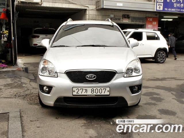 Kia 뉴카렌스 топовая версия, 2013 1