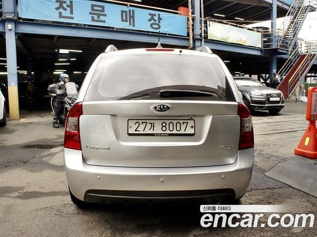 Kia 뉴카렌스 топовая версия, 2013 3