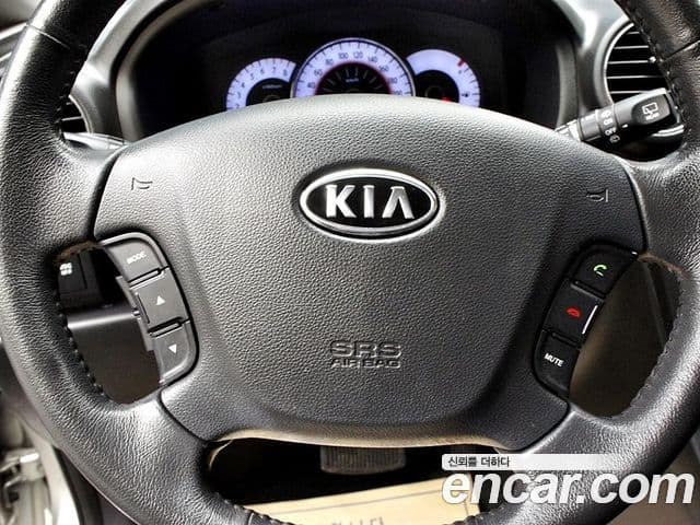 Kia 뉴카렌스 топовая версия, 2013 8