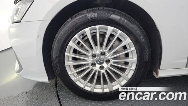 Audi A6 (C8) Premium, 2020 все фото