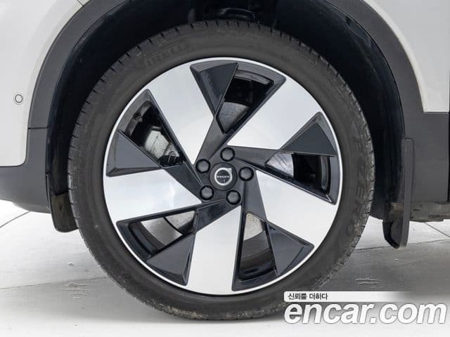 Volvo C40 Recharge twin Ultimate, 2024 все фото