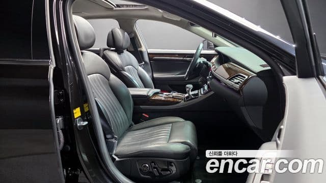 Genesis EQ900 Prestige, 2018 10