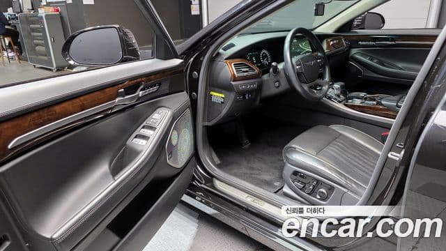 Genesis EQ900 Prestige, 2018 11