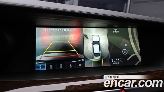 Genesis EQ900 Prestige, 2018 15