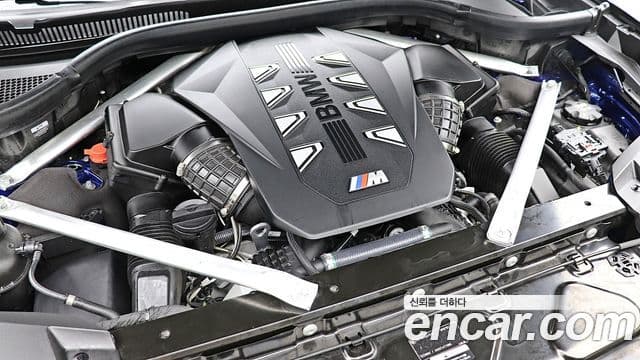 BMW X7 (G07) M60i xDrive first Edition 6인승, 2023 6