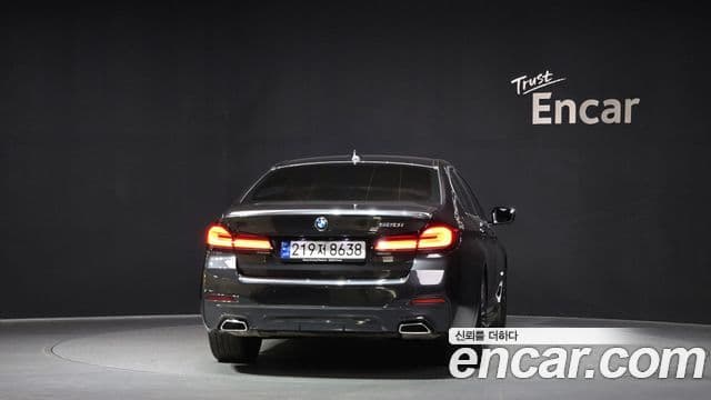 BMW 5시리즈 (G30) 520i M Sport, 2023 4