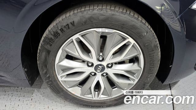 Kia K5 гибрид 3세대 Noblesse, 2021 все фото