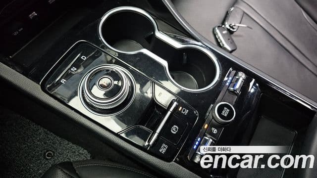 Kia K5 гибрид 3세대 Noblesse, 2021 9