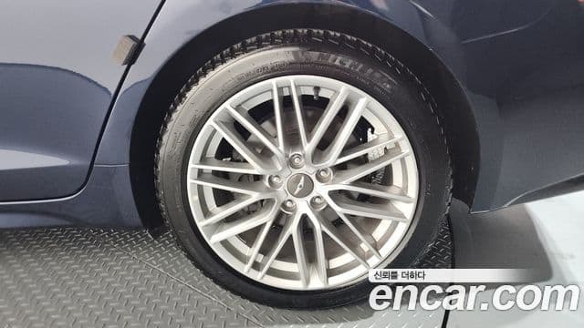 Genesis G70 Elite, 2019 все фото