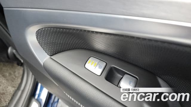 Genesis G70 Elite, 2019 19