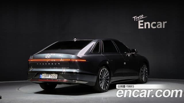 Hyundai Grandeur (GN7) Calligraphy, 2023 2