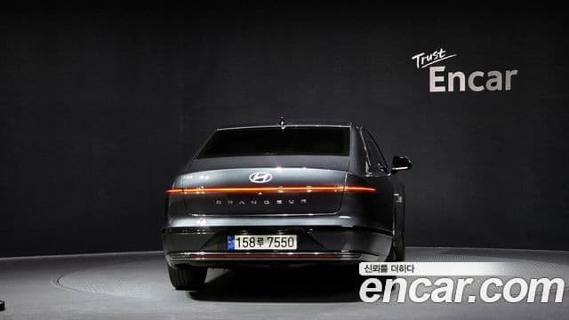 Hyundai Grandeur (GN7) Calligraphy, 2023 4