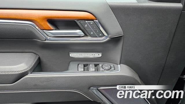 GMC 시에라 드날리-X, 2023 17