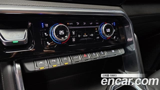 GMC 시에라 드날리-X, 2023 19