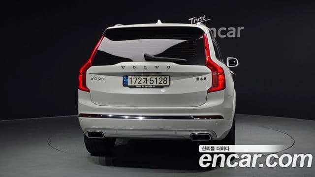 Volvo XC90 2세대 B6 Inscription, 2021 4
