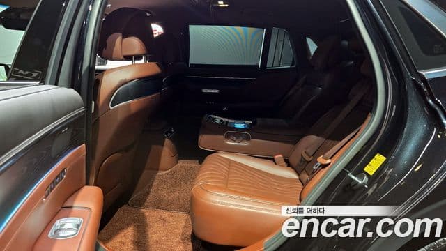 Genesis G90 (RS4) бензин 3.5 турбо AWD, 2023 12