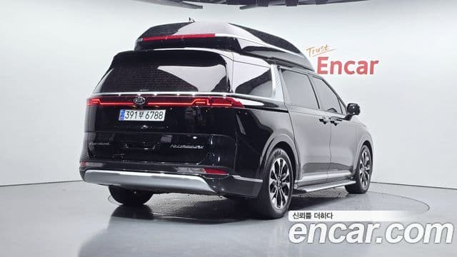 Kia Carnival 4세대 Signature, 2021 2