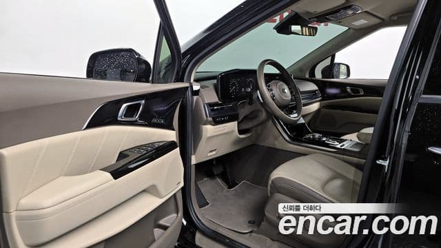 Kia Carnival 4세대 Signature, 2021 11