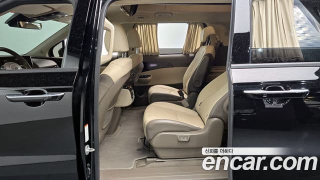 Kia Carnival 4세대 Signature, 2021 12