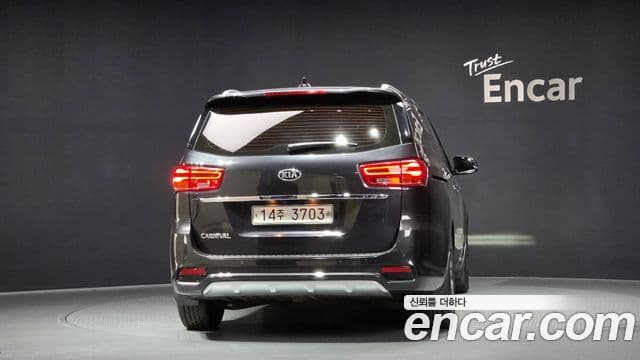 Kia The / новый New Carnival Special, 2019 4