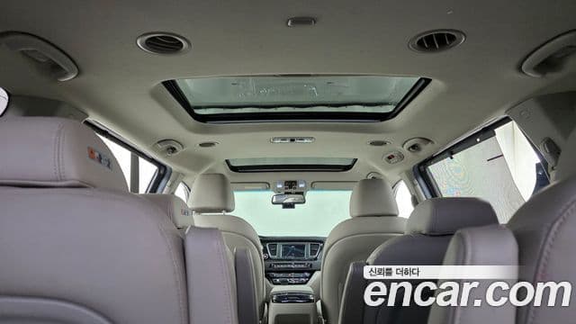 Kia The / новый New Carnival Special, 2019 17