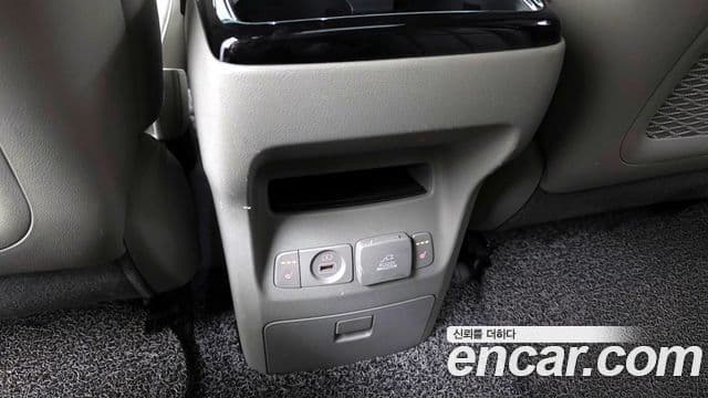 Kia The / новый New Carnival Special, 2019 19