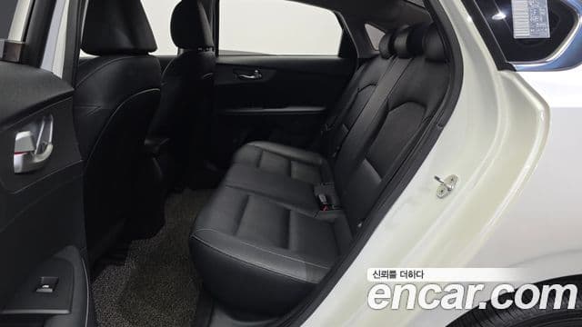 Kia All New K3 Luxury, 2019 11