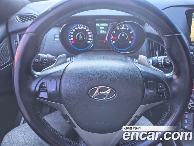 Hyundai The / новый New Genesis купе 200 турбо S, 2015 9