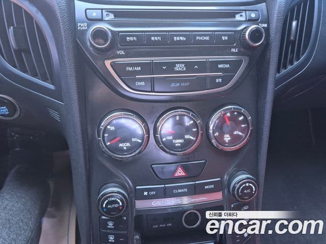 Hyundai The / новый New Genesis купе 200 турбо S, 2015 11