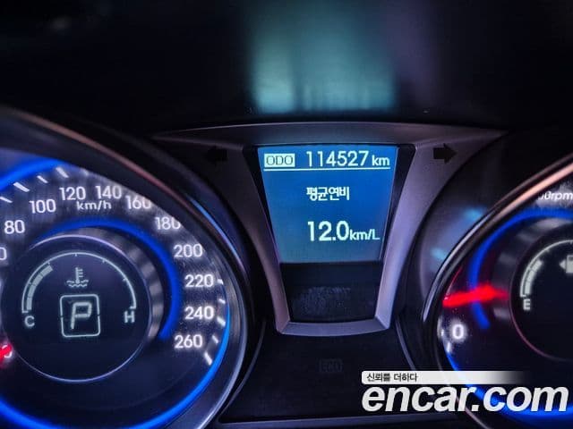 Hyundai The / новый New Genesis купе 200 турбо S, 2015 13