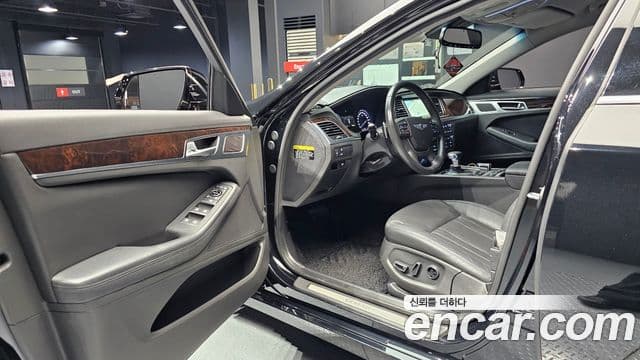 Hyundai Genesis DH Modern, 2016 11