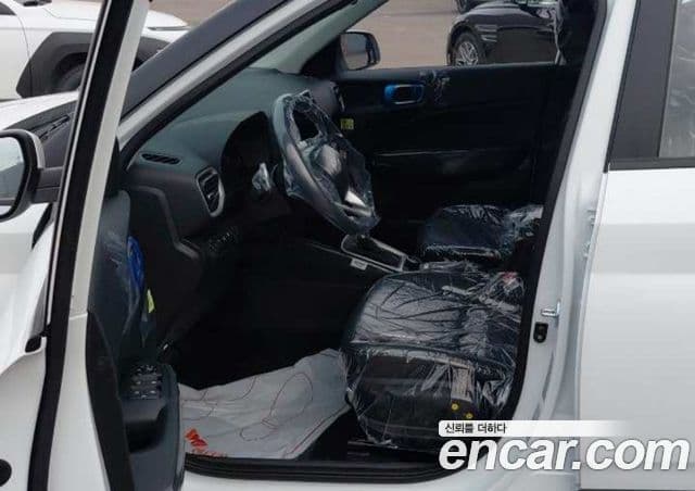 Hyundai Venue Premium, 2026 4