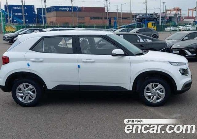 Hyundai Venue Premium, 2026 12
