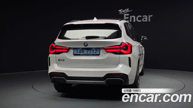 BMW iX3 M Sport, 2022 4