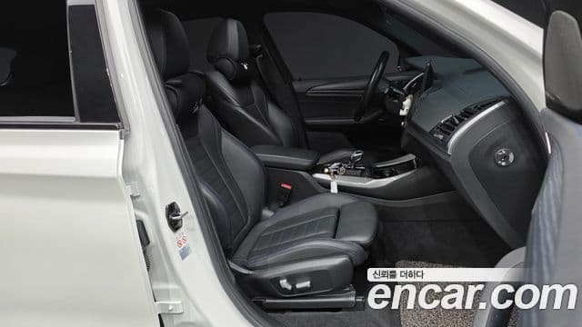 BMW iX3 M Sport, 2022 11