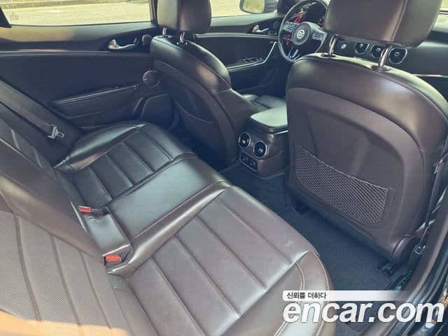 Kia 스팅어 Platinum, 2018 12
