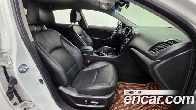 Kia The / новый New K5 Prestige, 2014 10