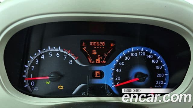 Nissan 큐브 Z12, 2013 8