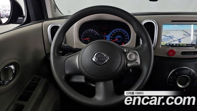 Nissan 큐브 Z12, 2013 13