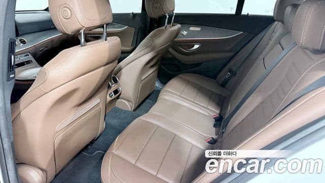 Mercedes-Benz E-класс W213 Avantgarde, 2022 10